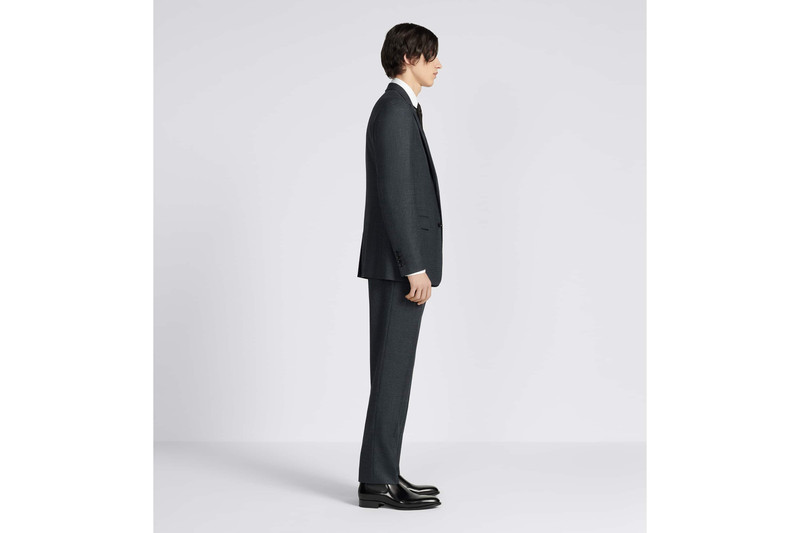 Dior Classic Suit outlook