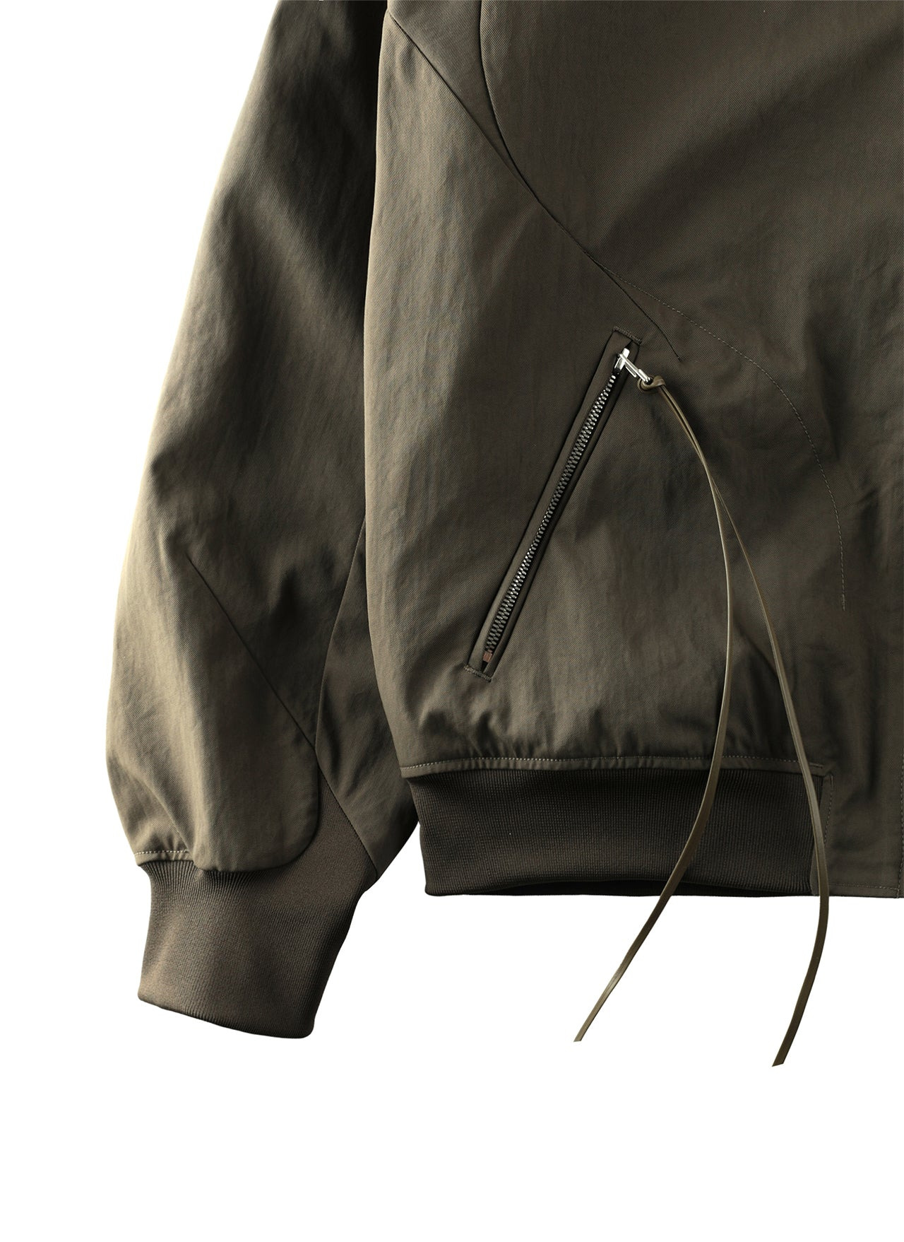 8.0 BOMBER CENTER (OLIVE GREEN) - 8