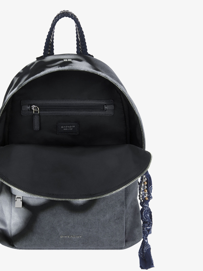 DOUBLE U BACKPACK WITH TAG EFFECT DOG PRINTS 6