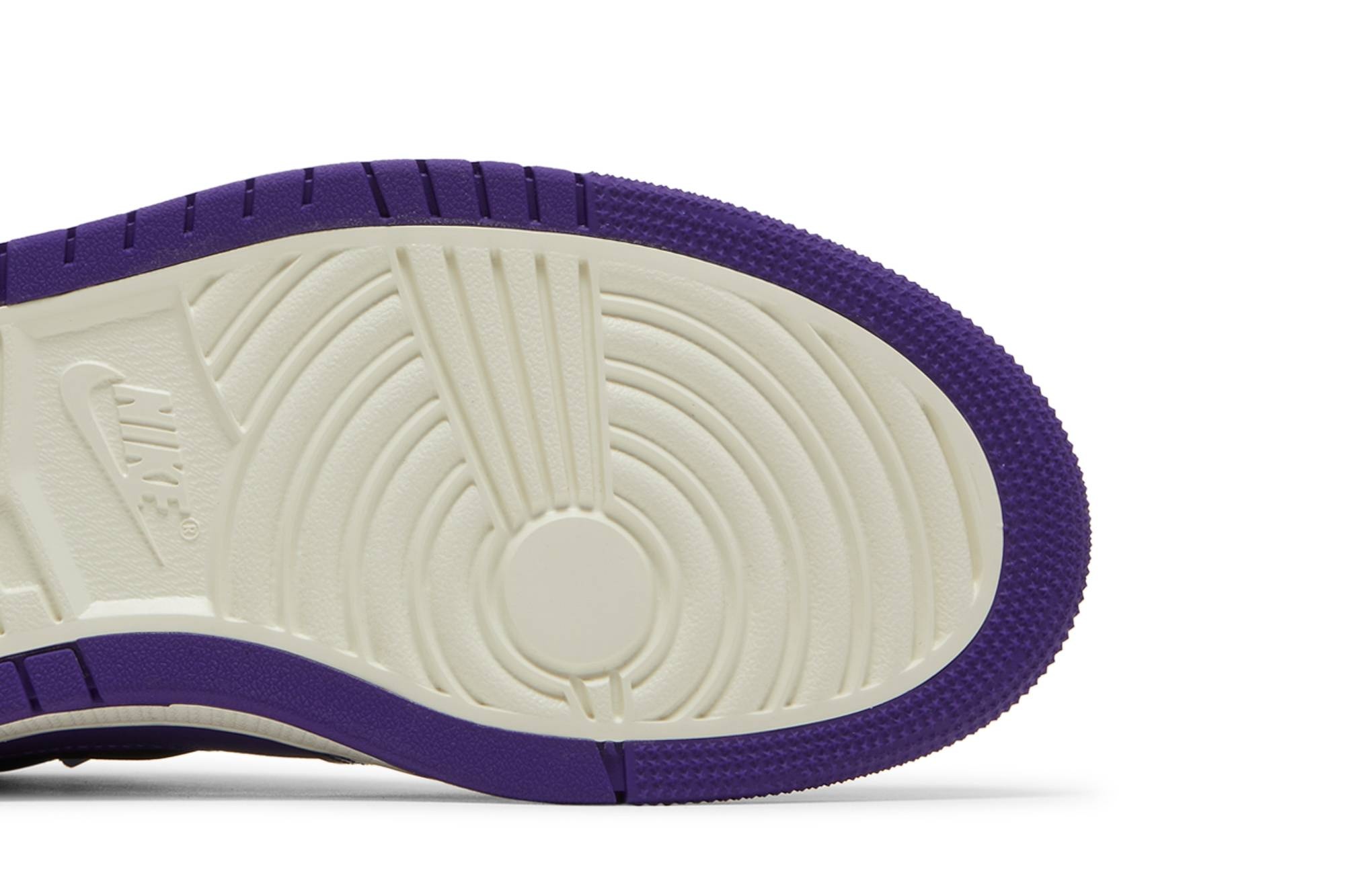 Wmns Air Jordan 1 Zoom Comfort 'Court Purple Patent' - 5