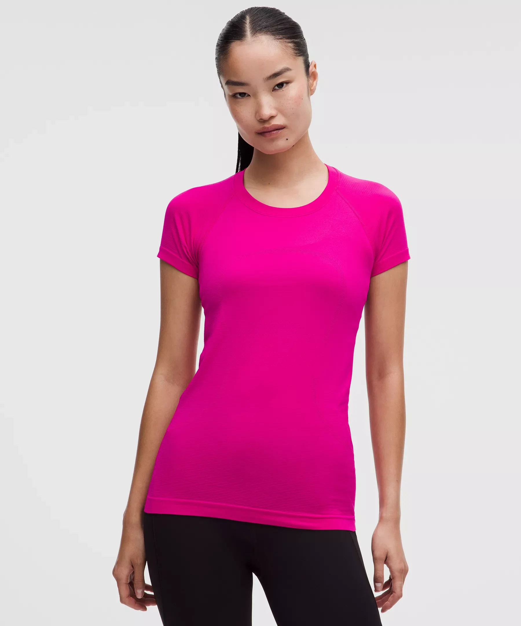 Swiftly Tech Short-Sleeve Shirt 2.0 *Hip Length - 1