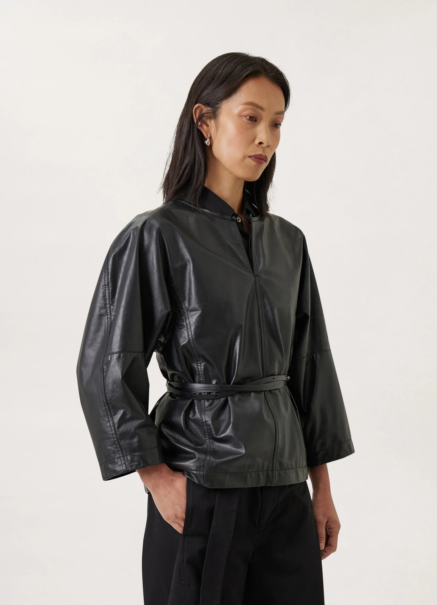 BELTED SOFT LEATHER TOP
PAPER LEATHER - 2