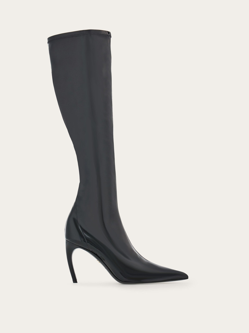 High patent stretch boot 1