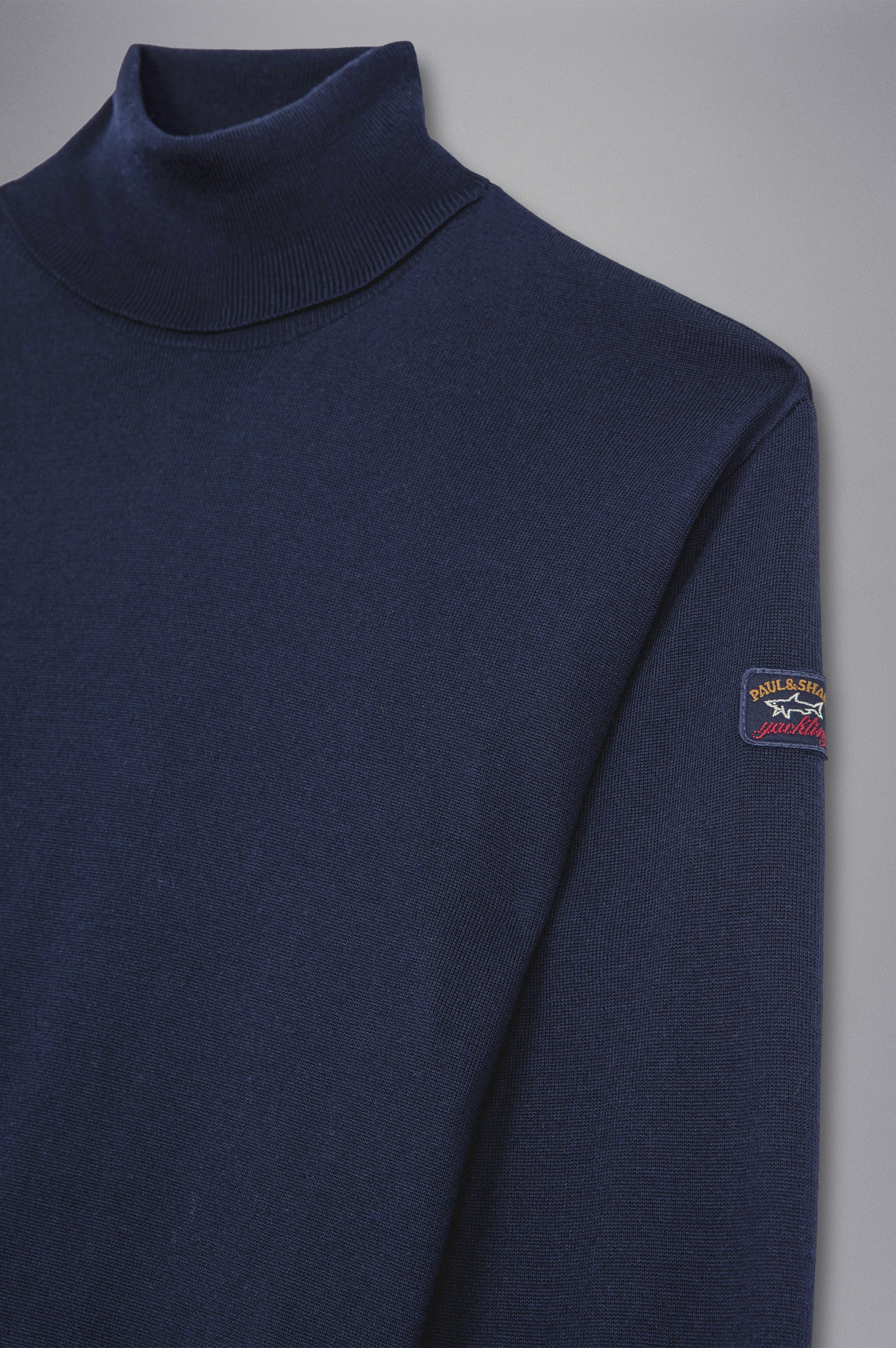 MERINO WOOL TURTLENECK WITH ICONIC BADGE - 5