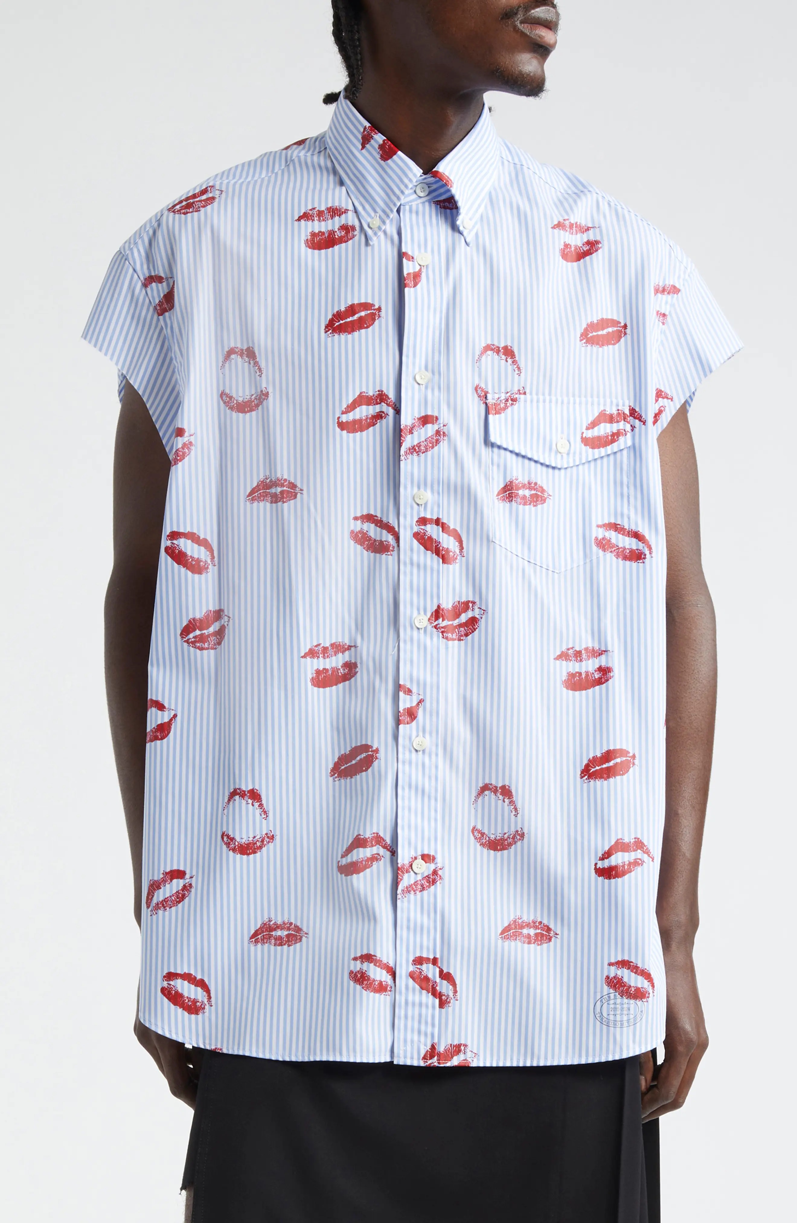 Stripe Lips Print Cutoff Sleeve Button-Down Shirt - 1