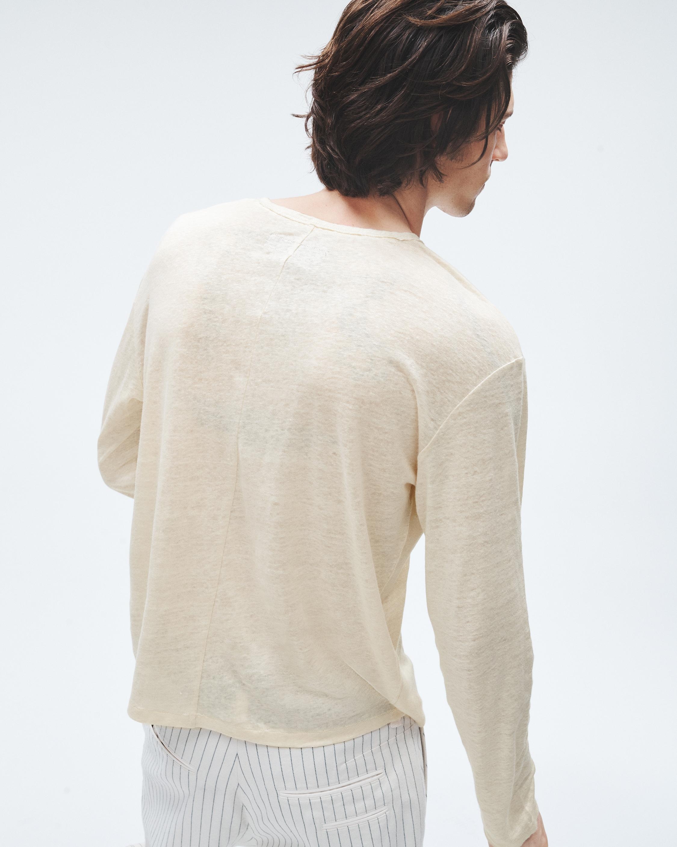 Kerwin Long Sleeve Tee
Linen T-Shirt - 4