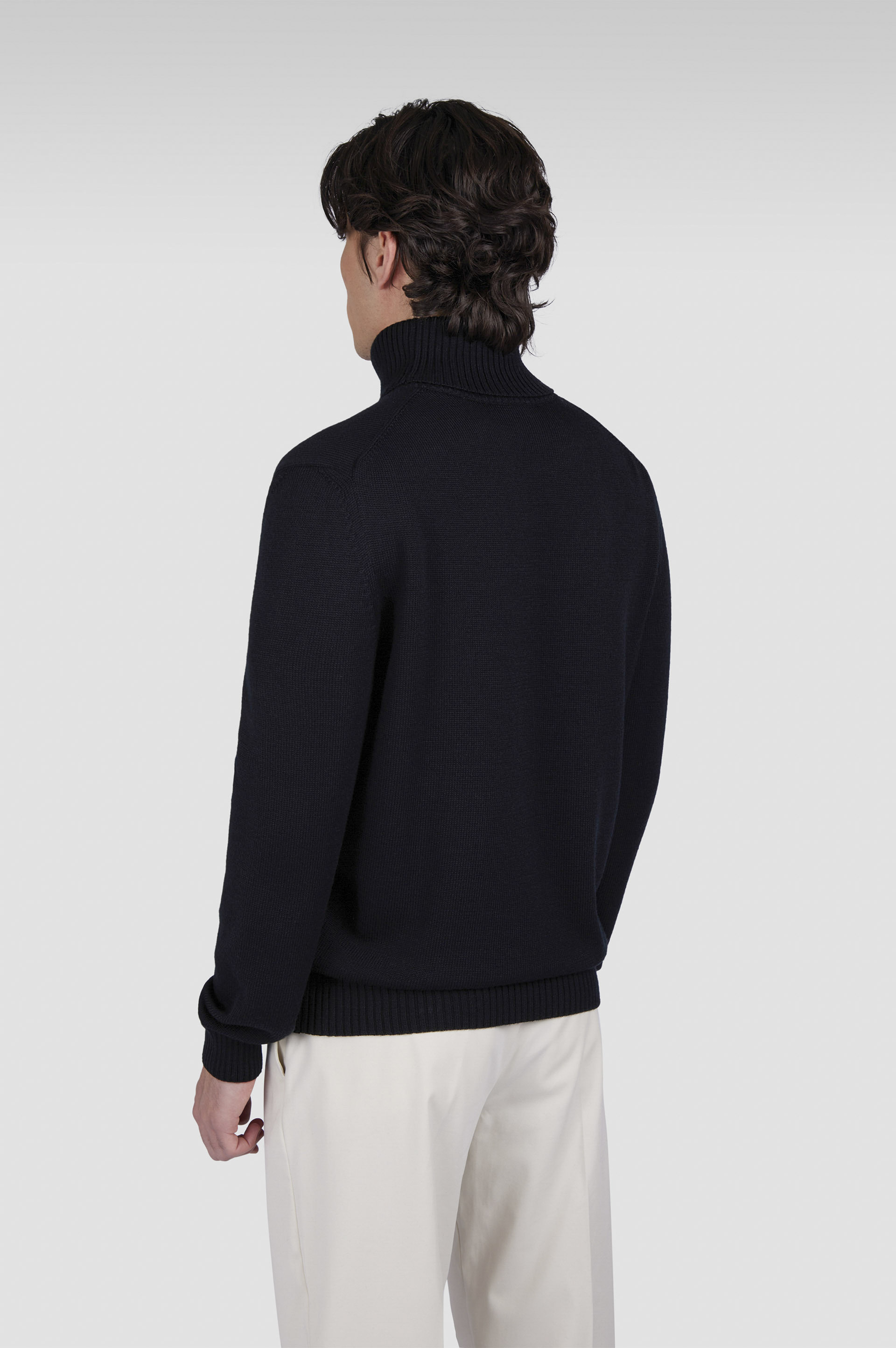 SOFT COOL TOUCH WOOL TURTLENECK - 3