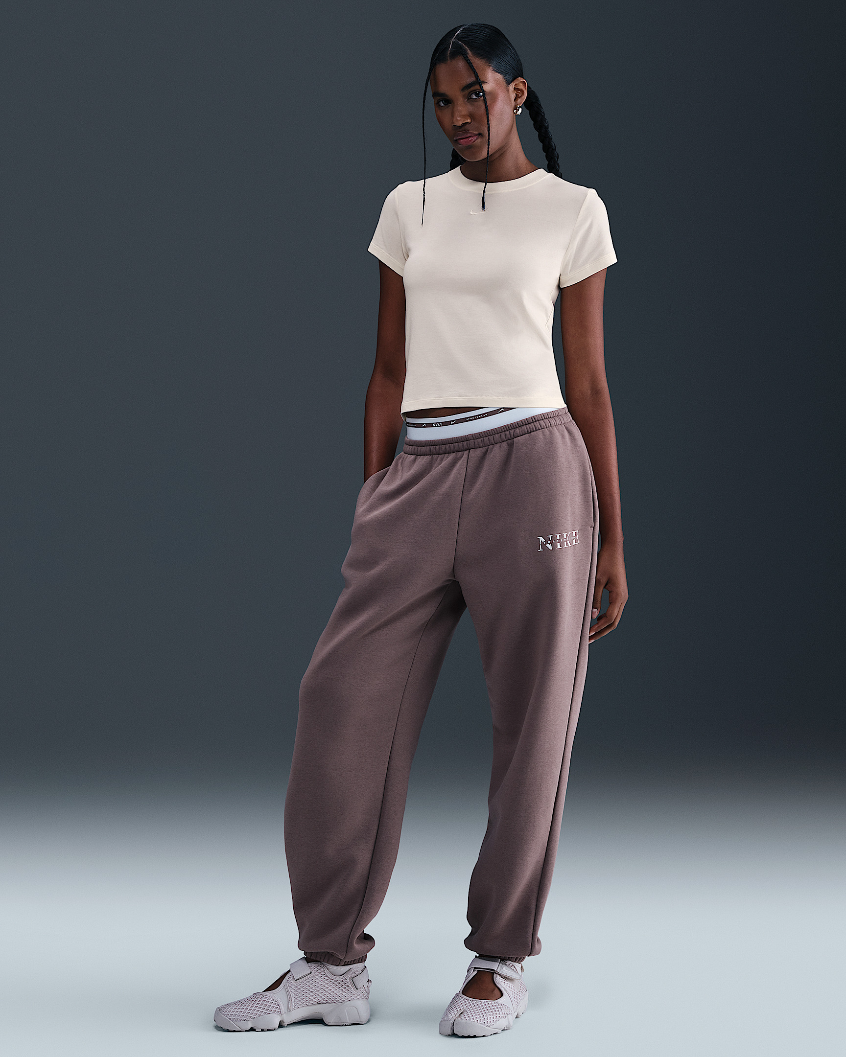 Nike Sportswear Chill Knit Women's T-Shirt - 4