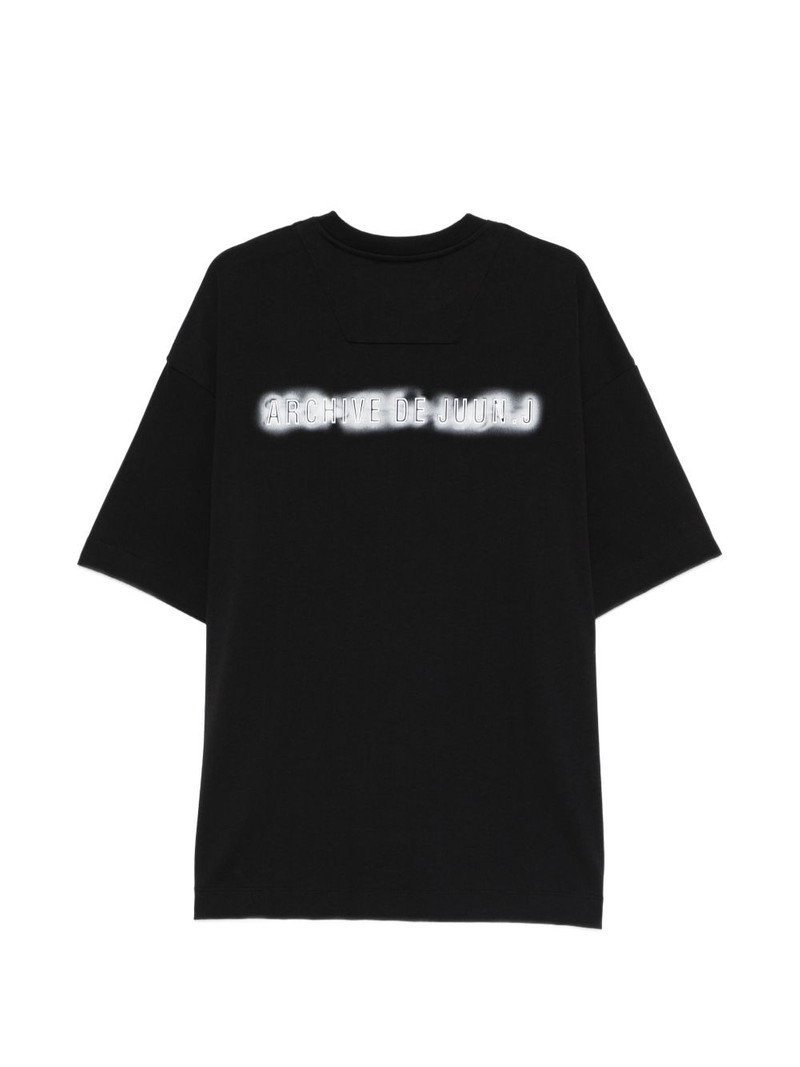 JUUN.J embossed T-shirt outlook