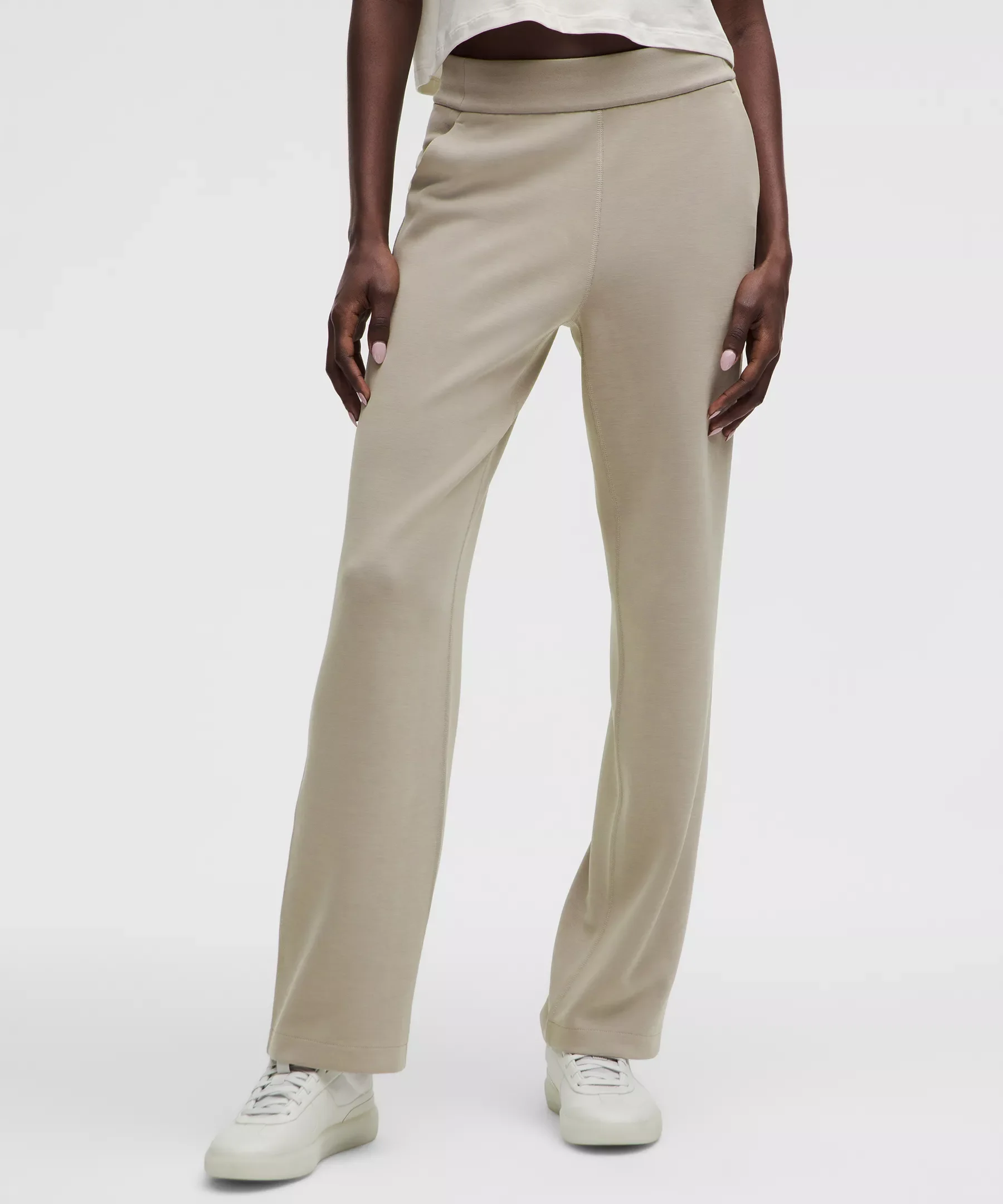 Softstreme High-Rise Straight-Leg Pant *Regular - 1