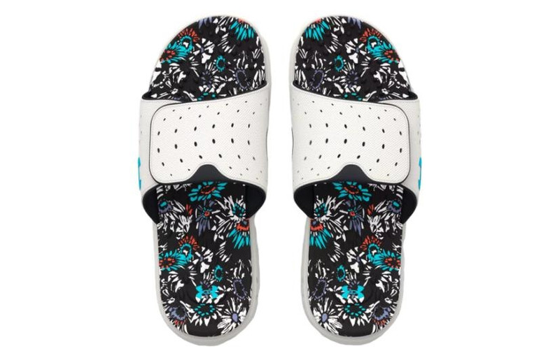 (WMNS) Under Armour Ignite 7 Graphic Footbed Slide 'Grey Mist Floral' 3026029-100 5