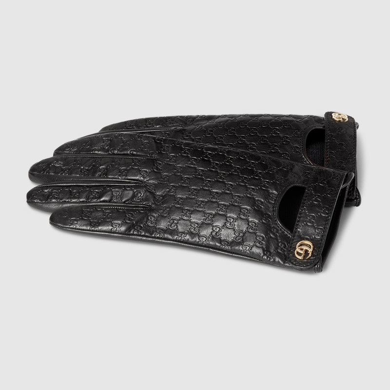 GUCCI GG leather gloves with Double G outlook