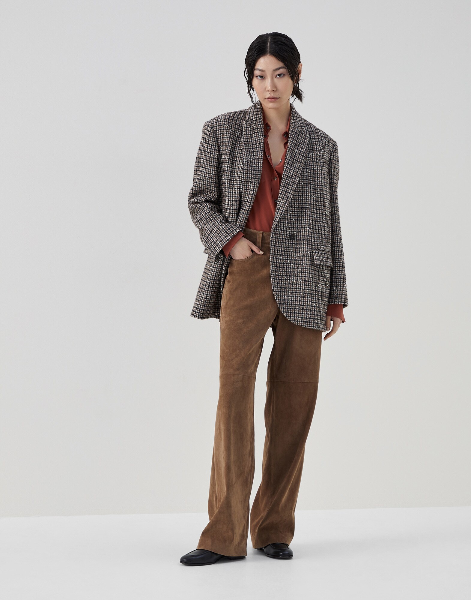Silk crêpe de Chine shirt with shiny tab - 5