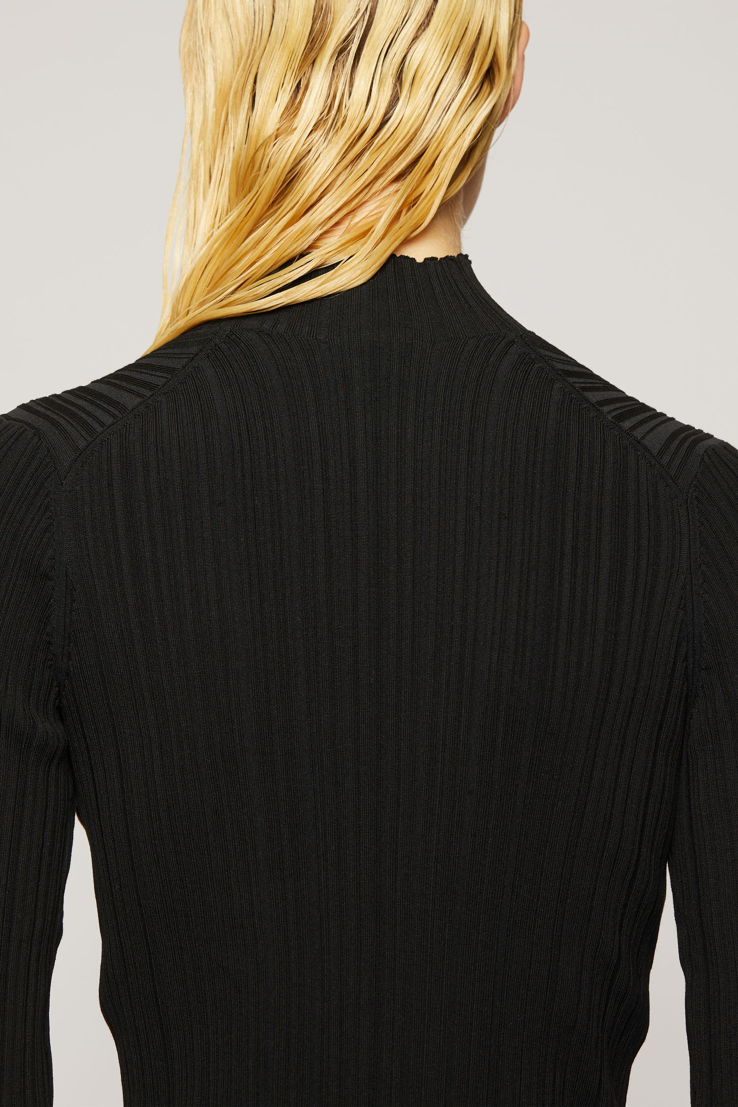 Mock-neck ribbed sweater black - 4