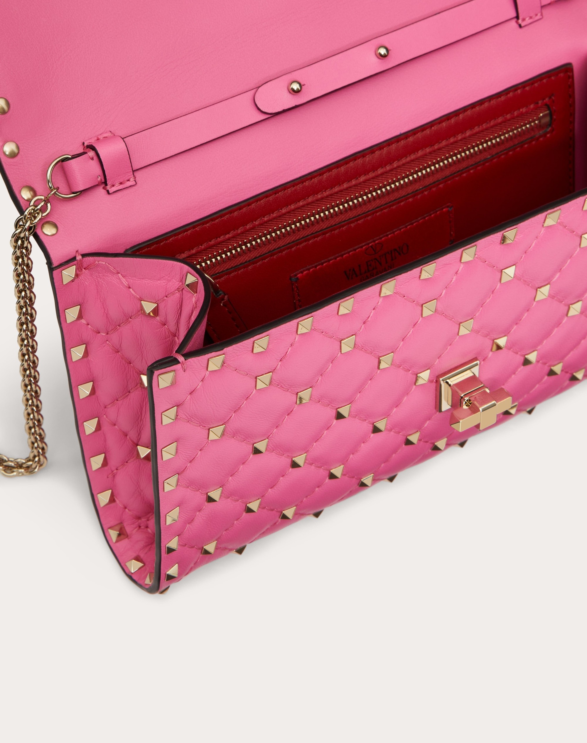 ROCKSTUD SPIKE NAPPA LEATHER CROSSBODY CLUTCH BAG - 4