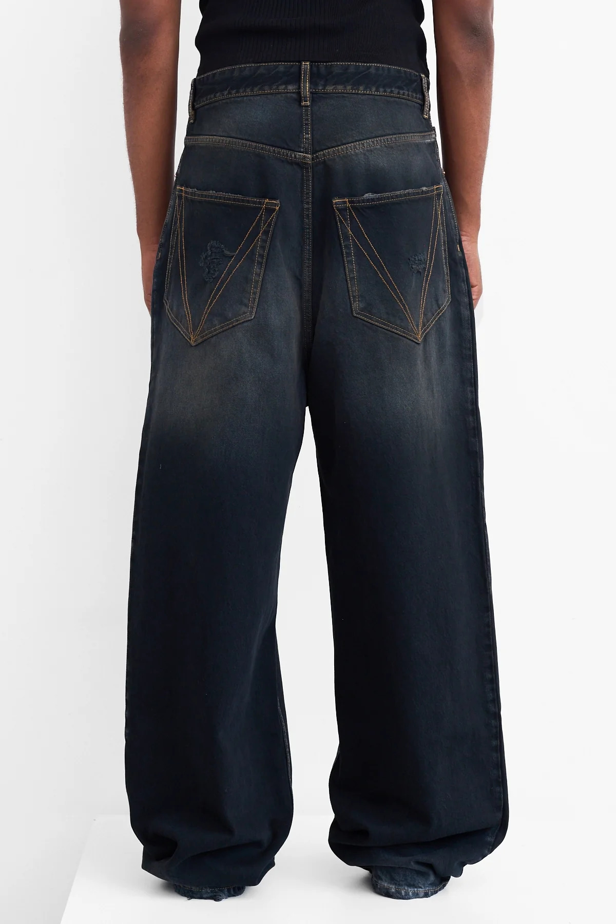 Vetements Distressed Baggy Jeans Blackout - 5