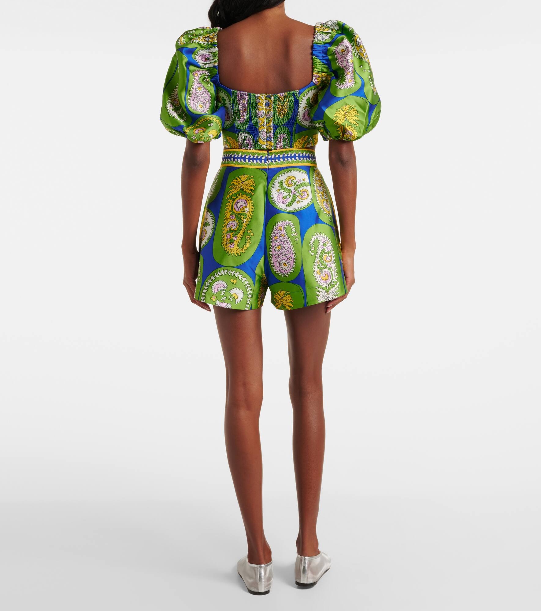 Printed pleated high-rise shorts - 3