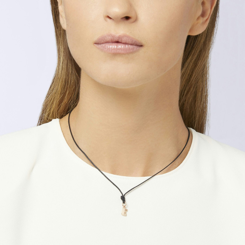 DoDo ROSE GOLD LETTER E CHARM outlook