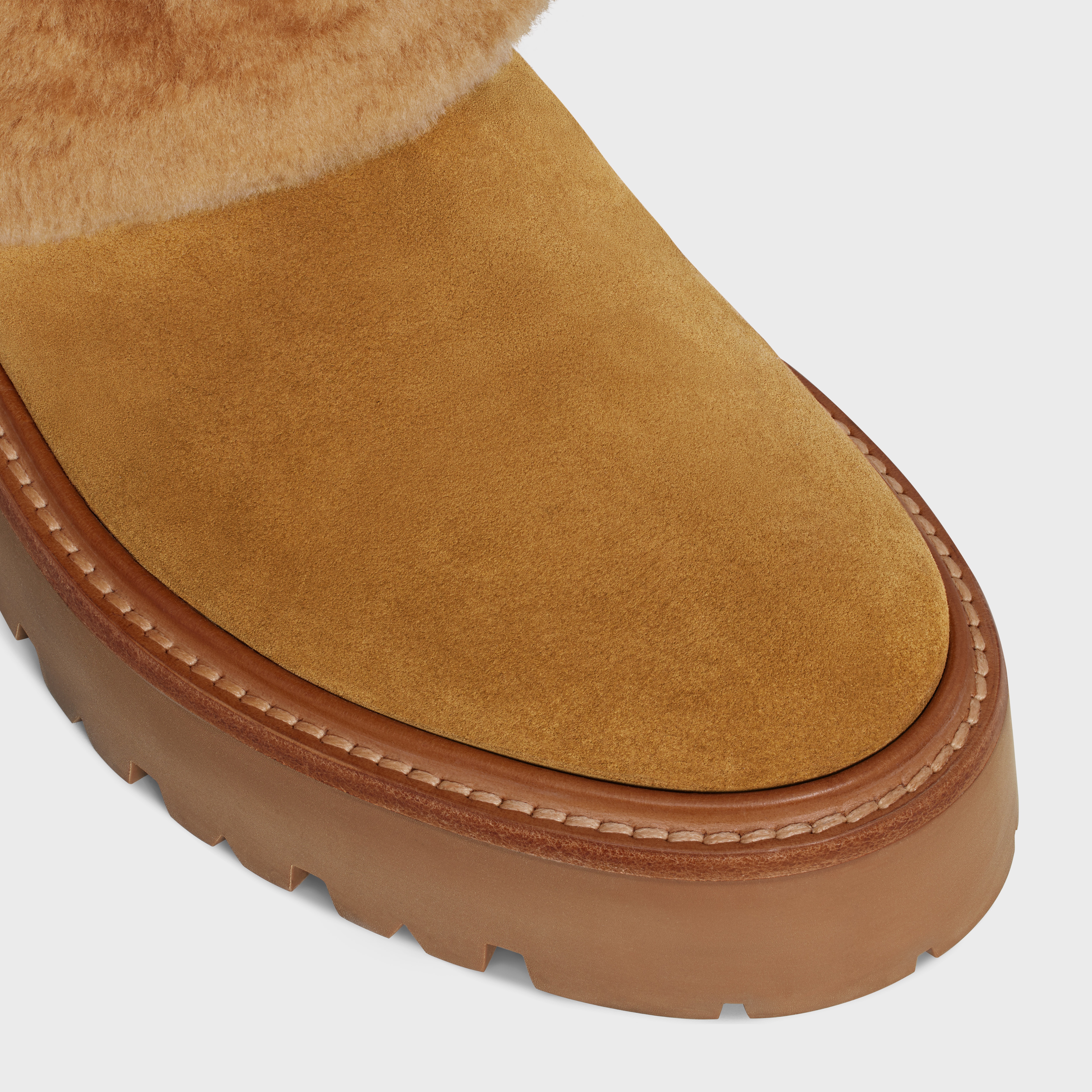 CELINE BULKY HIGH BOOT WITH TRIOMPHE TASSELS in SHEARLING AND SUEDE CALFSKIN - 4
