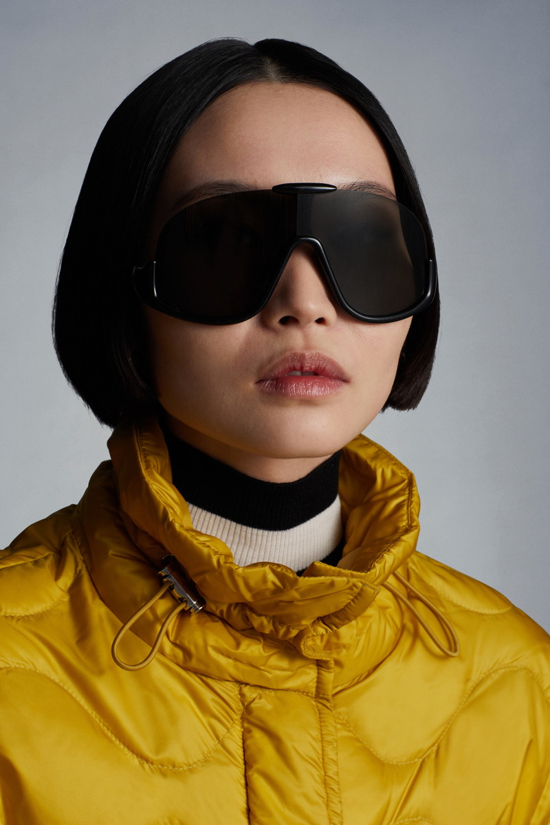Moncler Visseur Shield Sunglasses outlook