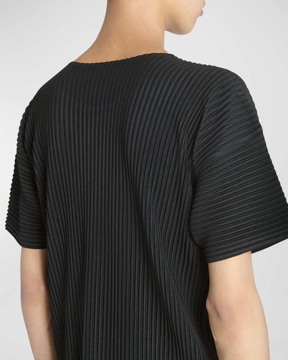 Men's Basics Short-Sleeve Pleated Shirt - 5