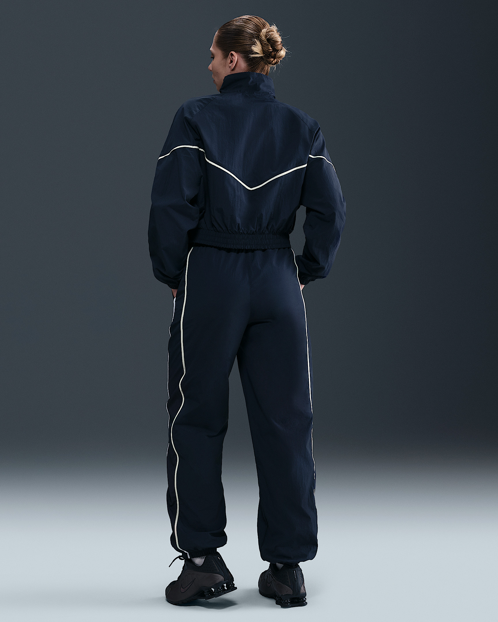 Nike Sportswear Windrunner Women's Woven Pants - 4