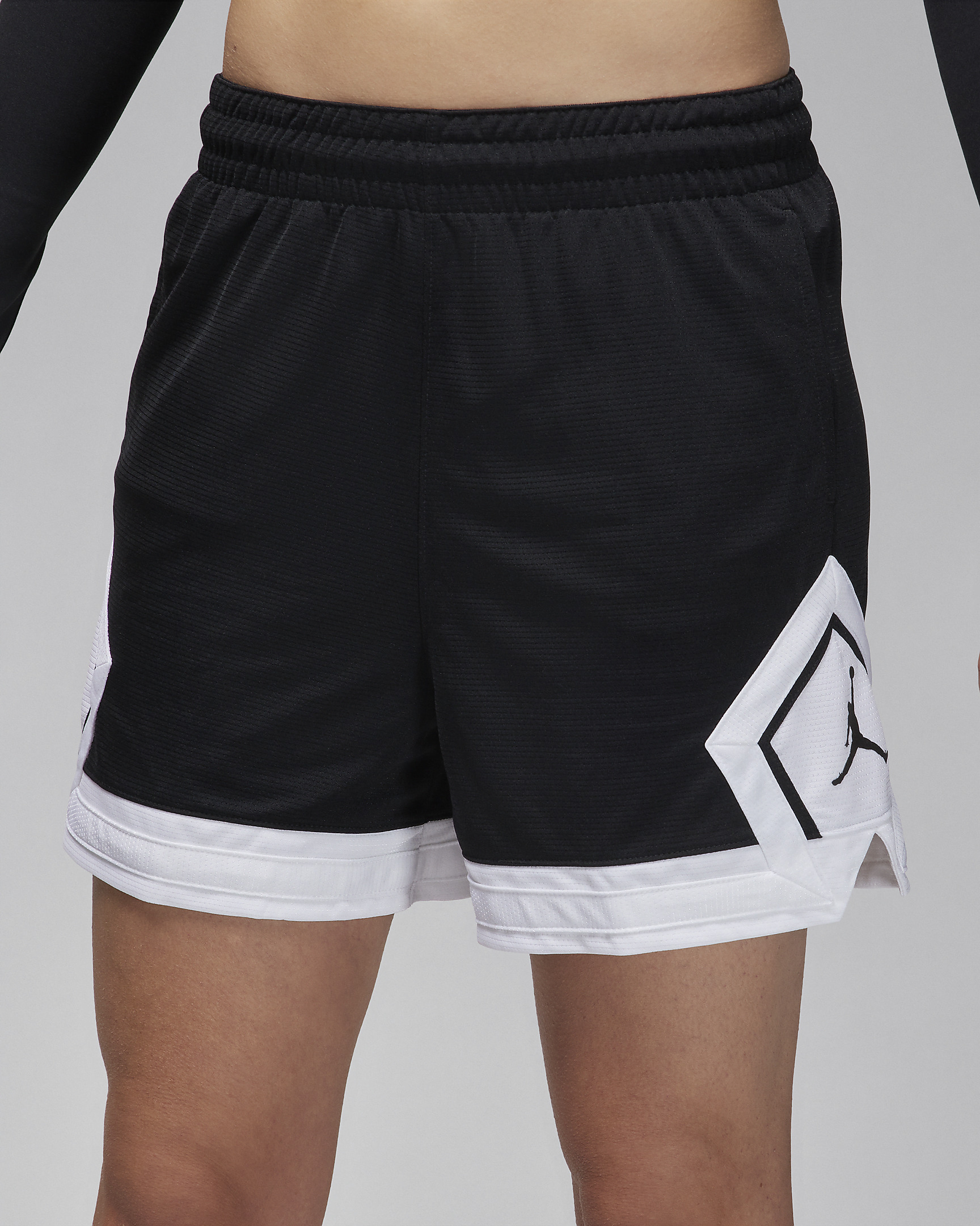 Jordan Sport Women's 4" Diamond Shorts - 2