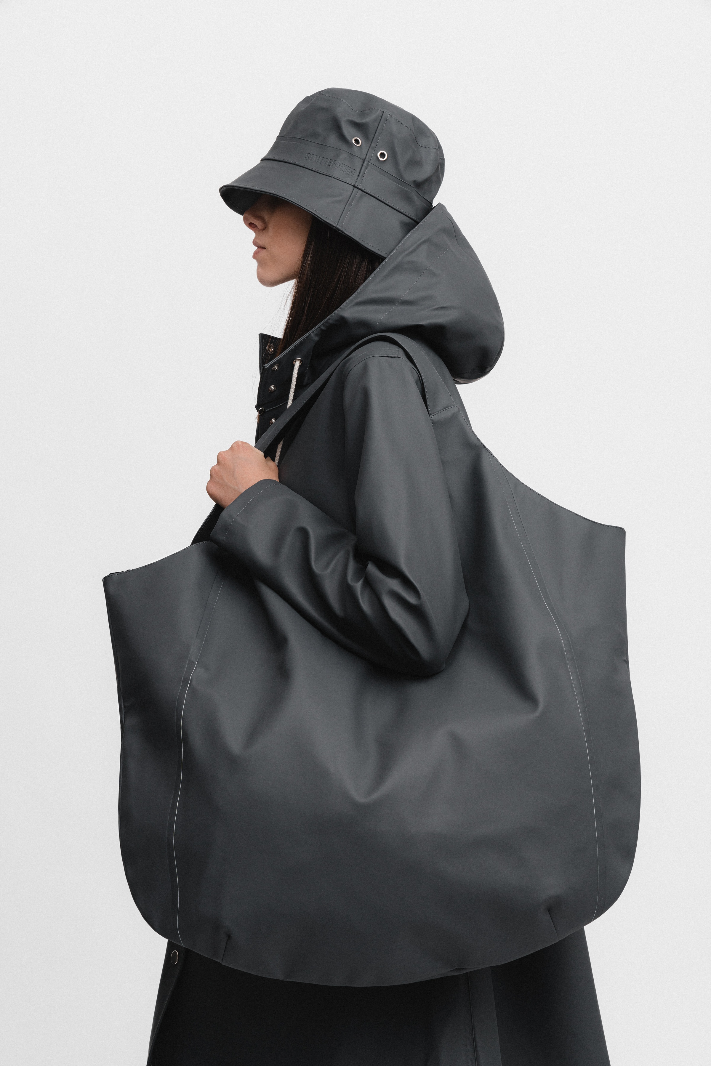 Svea Bag Charcoal - 2