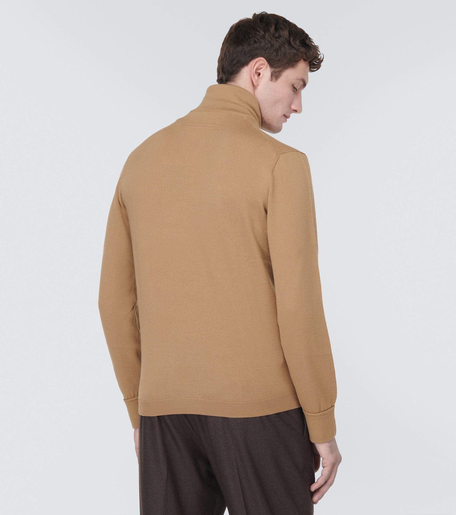 Wool turtleneck sweater - 4
