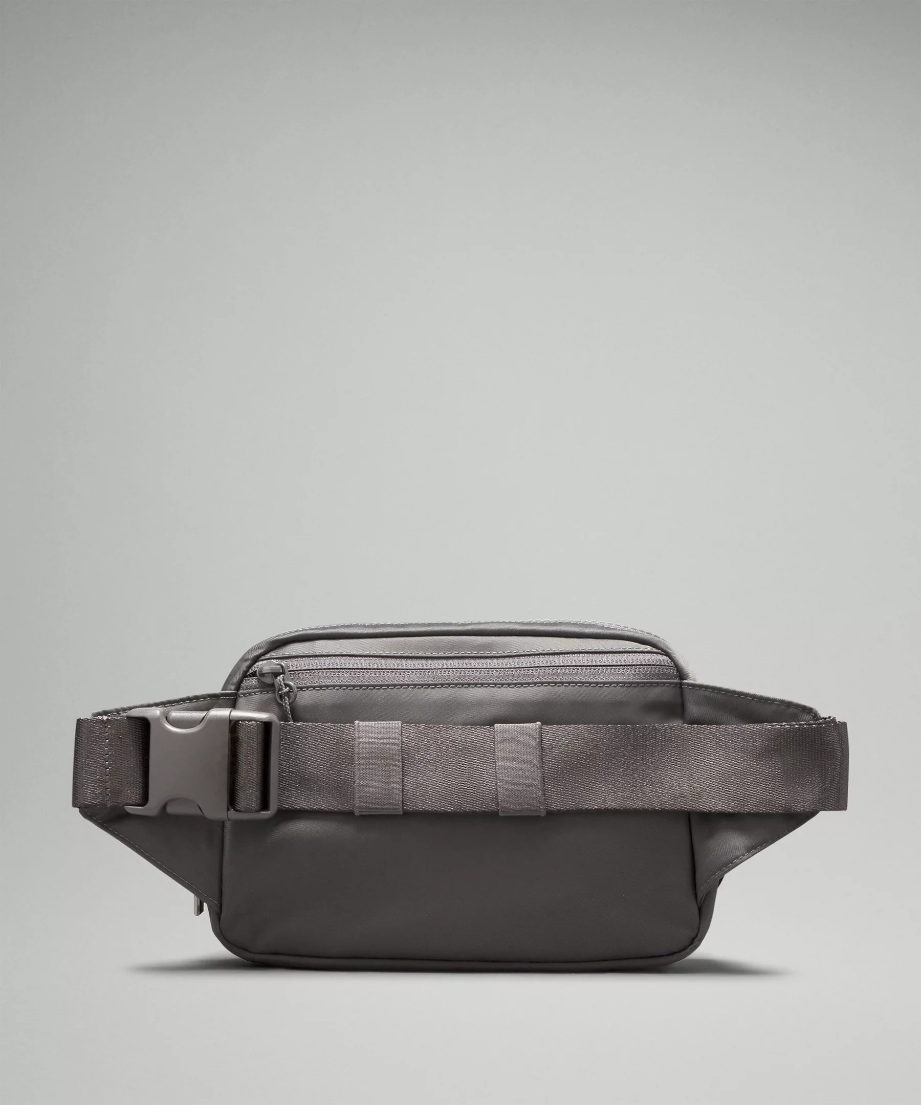 Everywhere Belt Bag Large 2L - 3