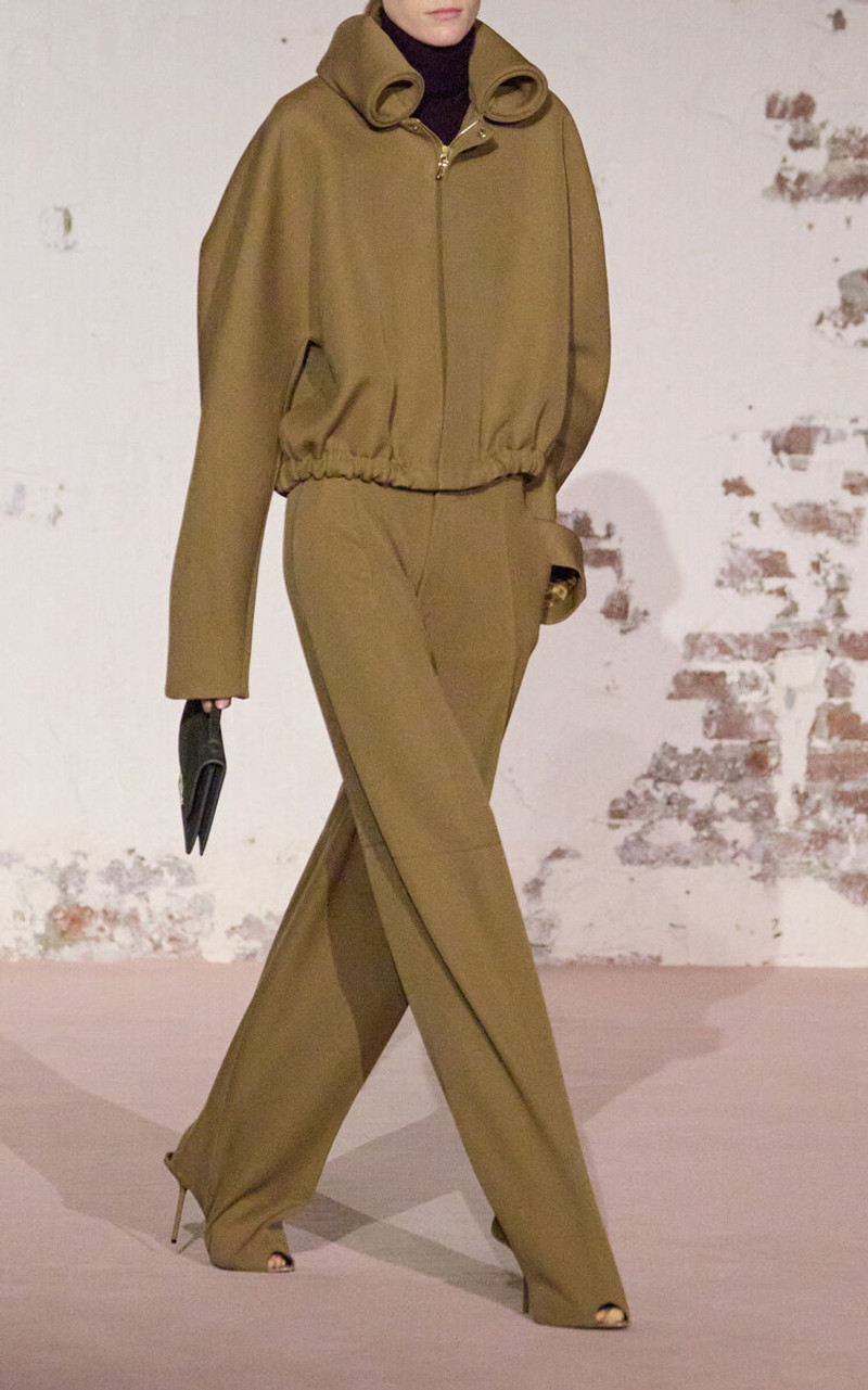Victoria Beckham Sculptural Leg  Wool Trouser brown outlook