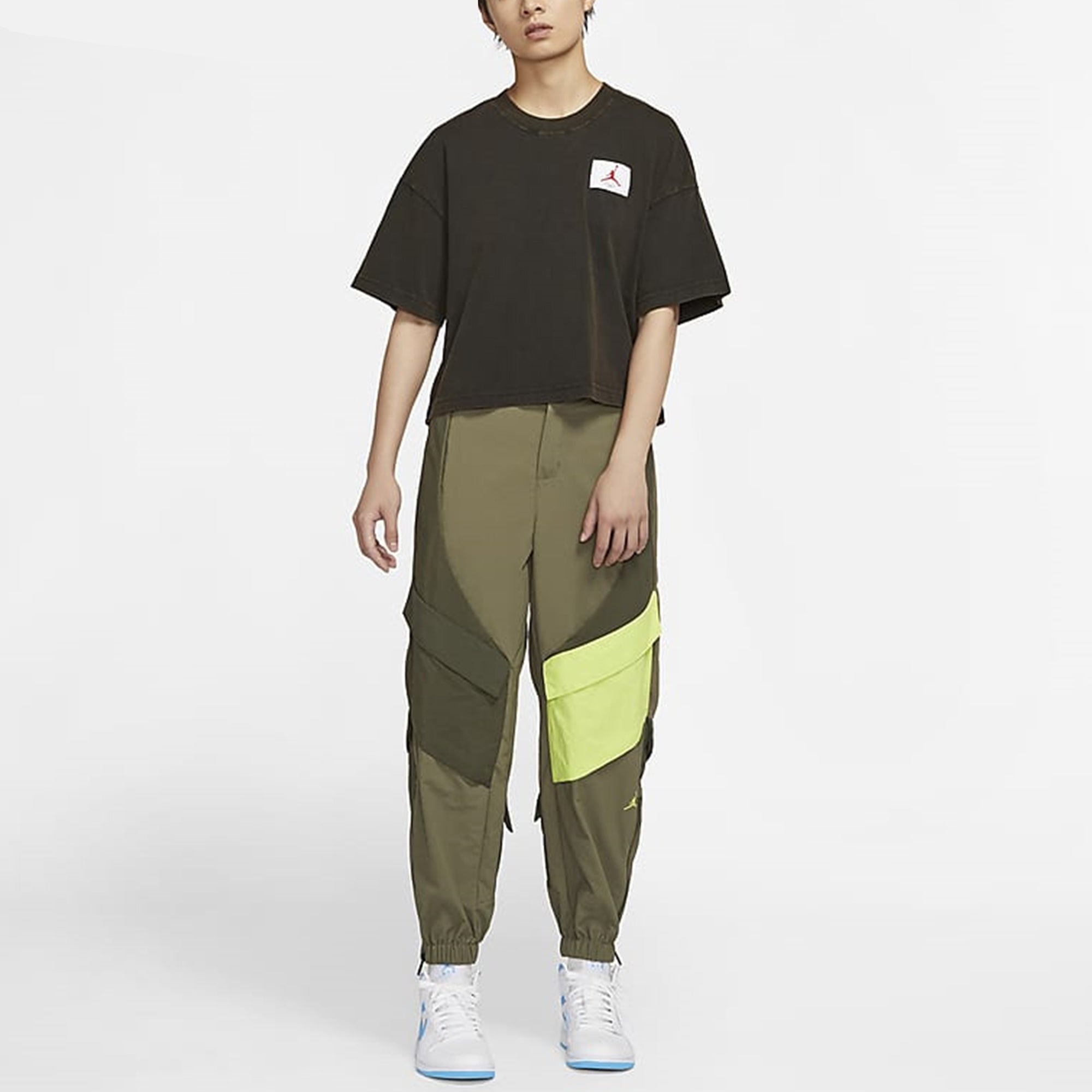 (WMNS) Air Jordan Essentials Boxy Logo Loose Sports Short Sleeve Black CZ4140-010 - 3