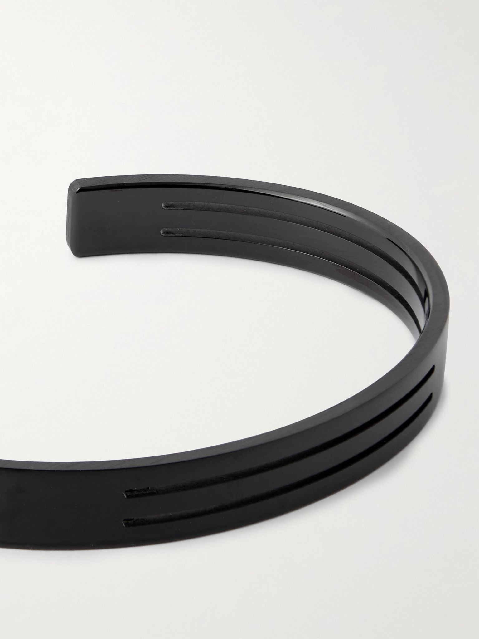 8g Punched Ribbon Recycled-Titanium Cuff Black - 4