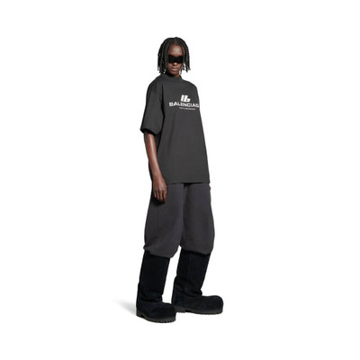 BALENCIAGA Activewear T-shirt Medium Fit in Black outlook
