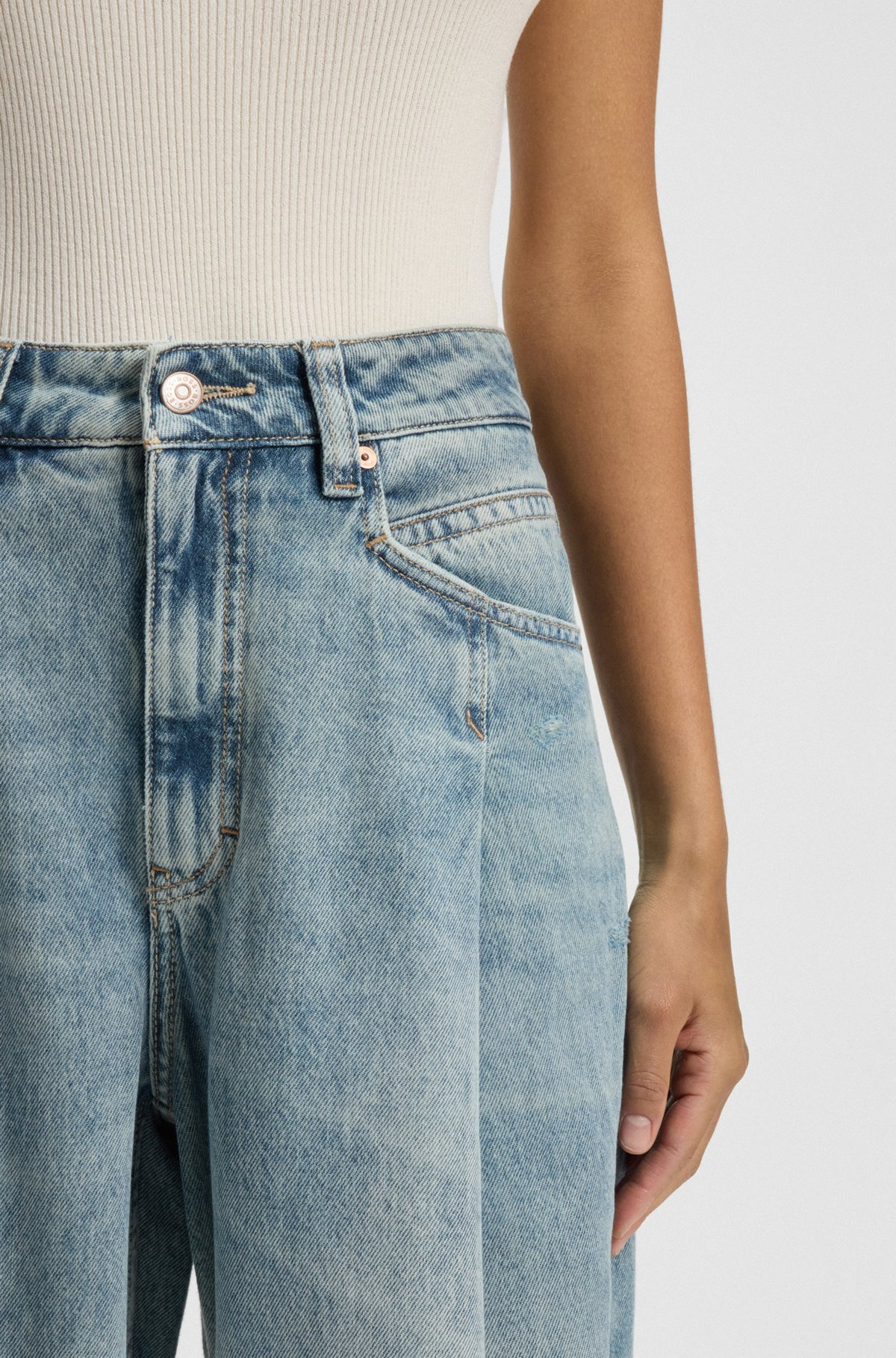 WIDE-LEG JEANS WITH FRONT PLEATS - 5