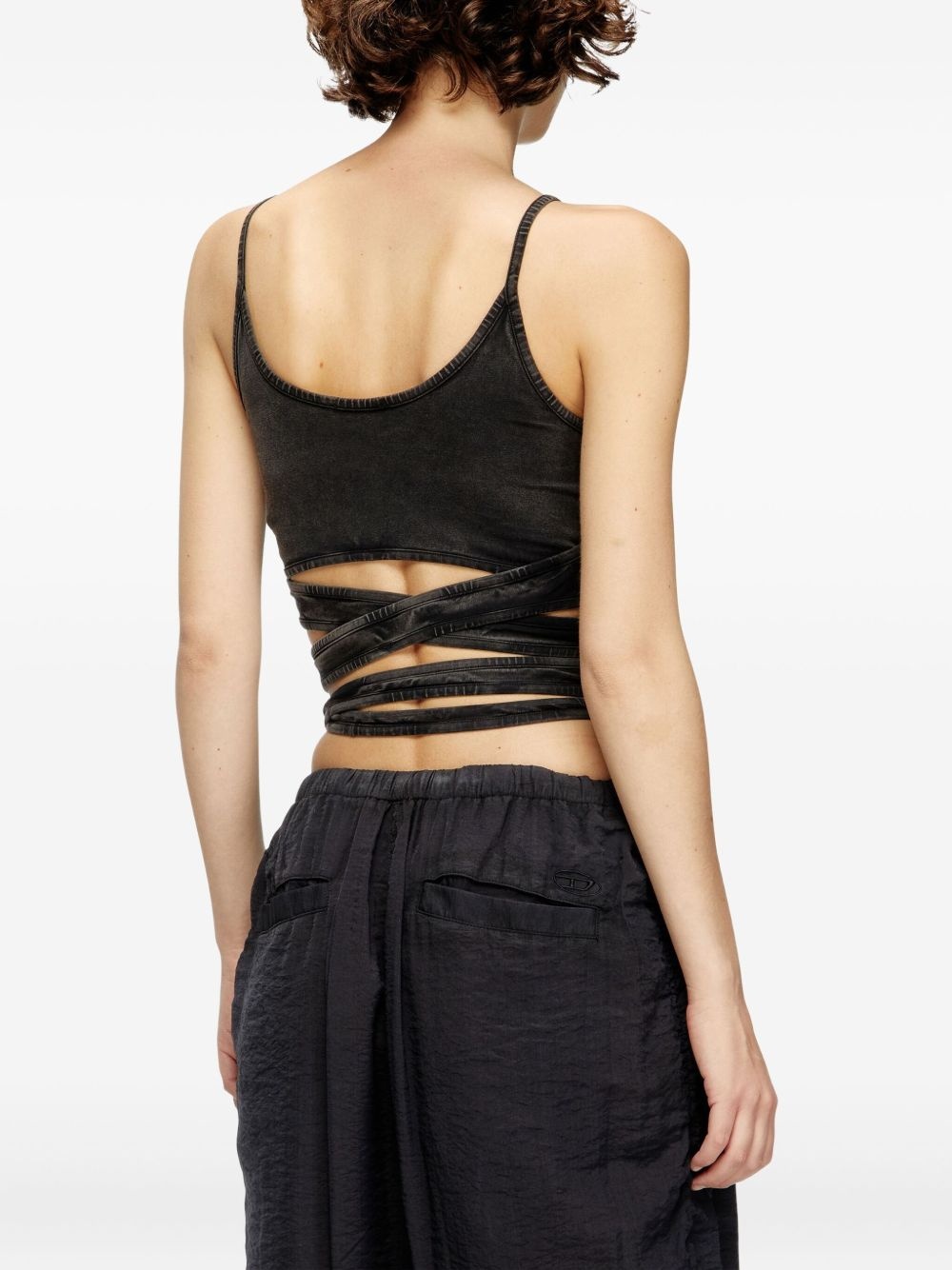 T-Leya-Tail-R1 strap-detail top - 4