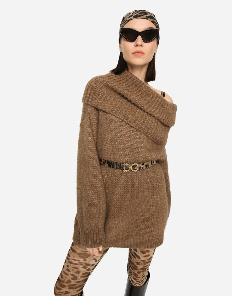 Oversize llama wool sweater with shawl neck - 4