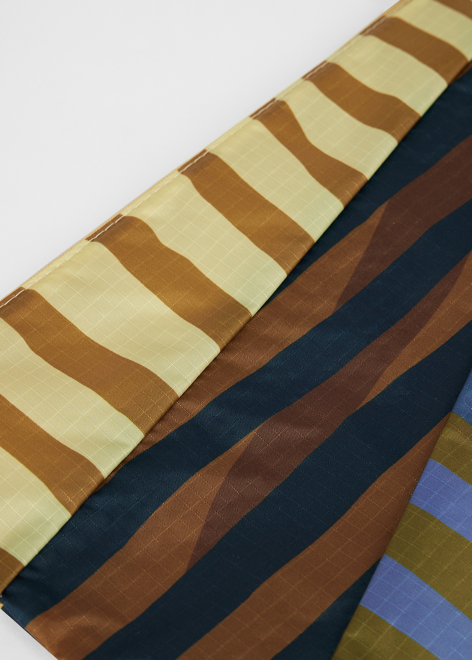 Susan Bijl x Paul Smith - Beige Mixed Stripe 'The New Pouch' Medium - 4
