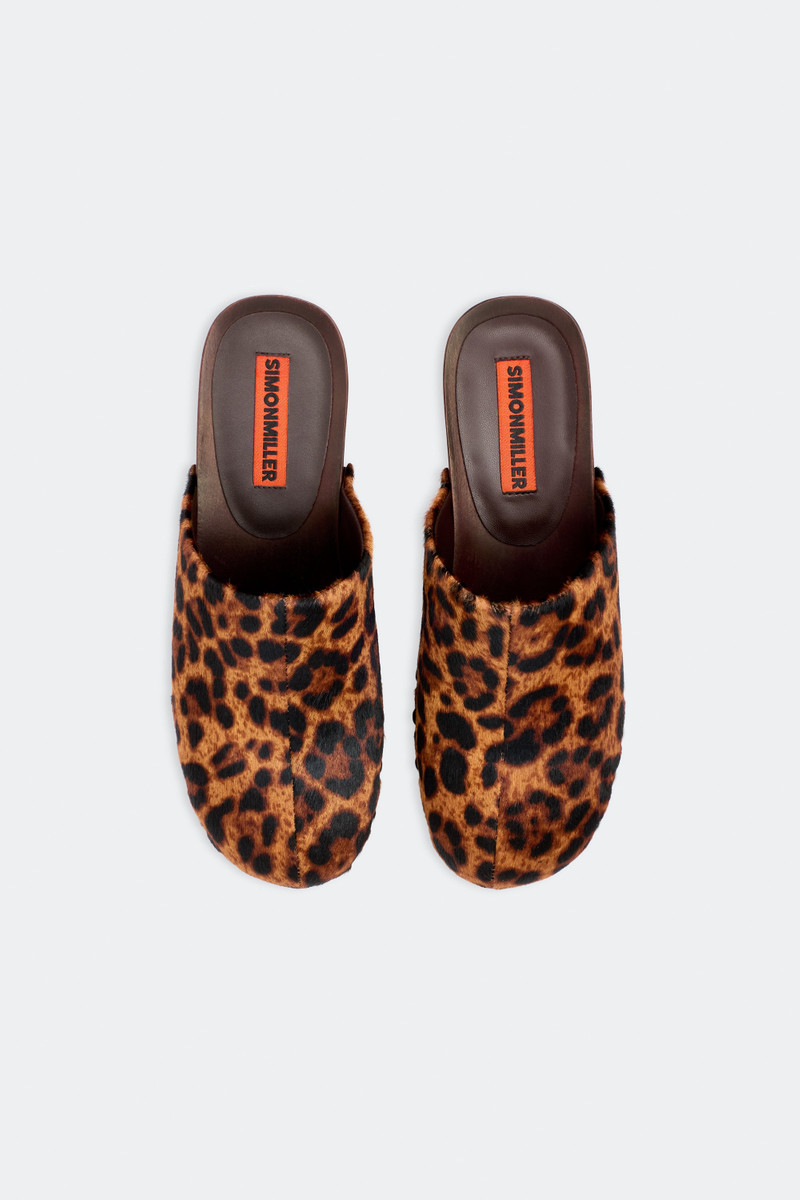 SIMONMILLER Rio Wood Clog In Choco Brown Leopard outlook