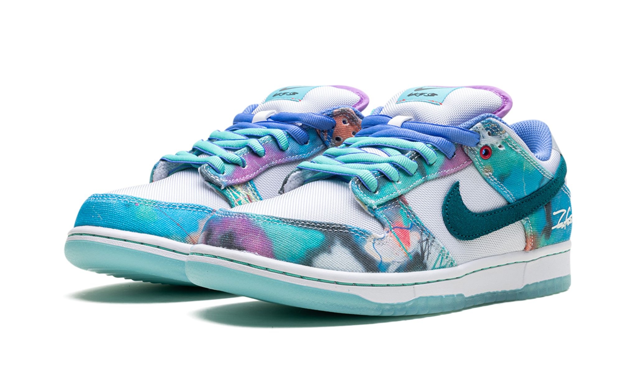 Dunk Low SB "Futura Laboratories - Bleached Aqua" - 2