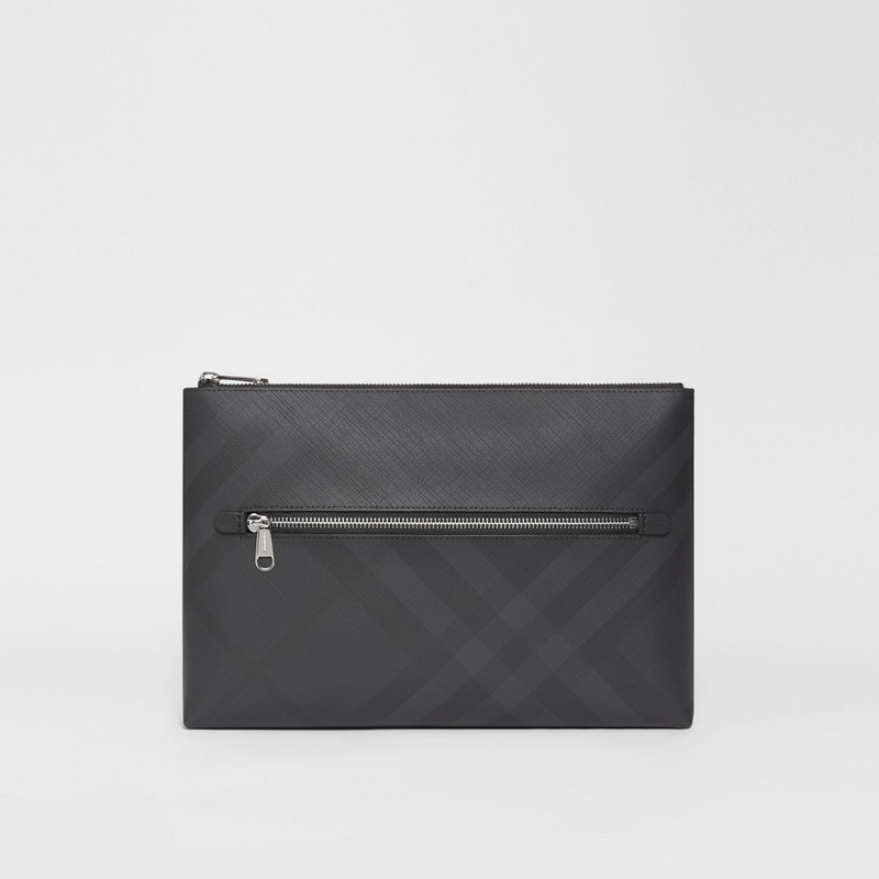 London Check Zip Pouch 8