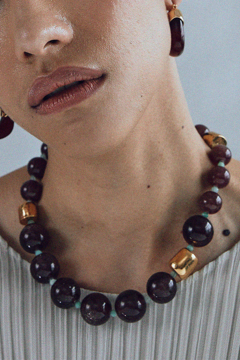 LIZZIE FORTUNATO Organic Hoop Earrings - Currant outlook