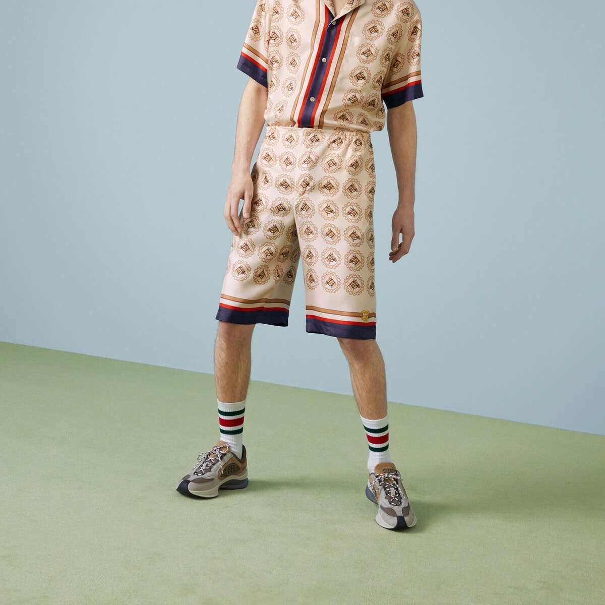 Equestrian print silk twill shorts - 5