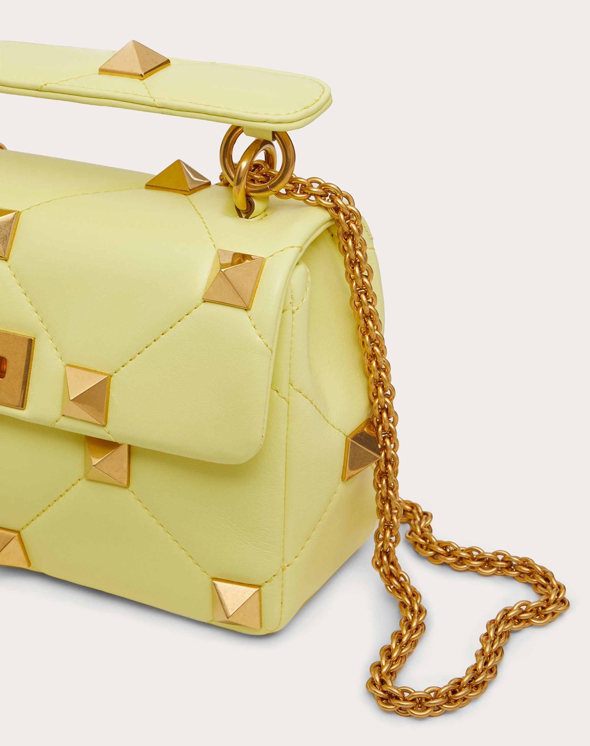 Medium Roman Stud The Shoulder Bag in Nappa with Chain - 5