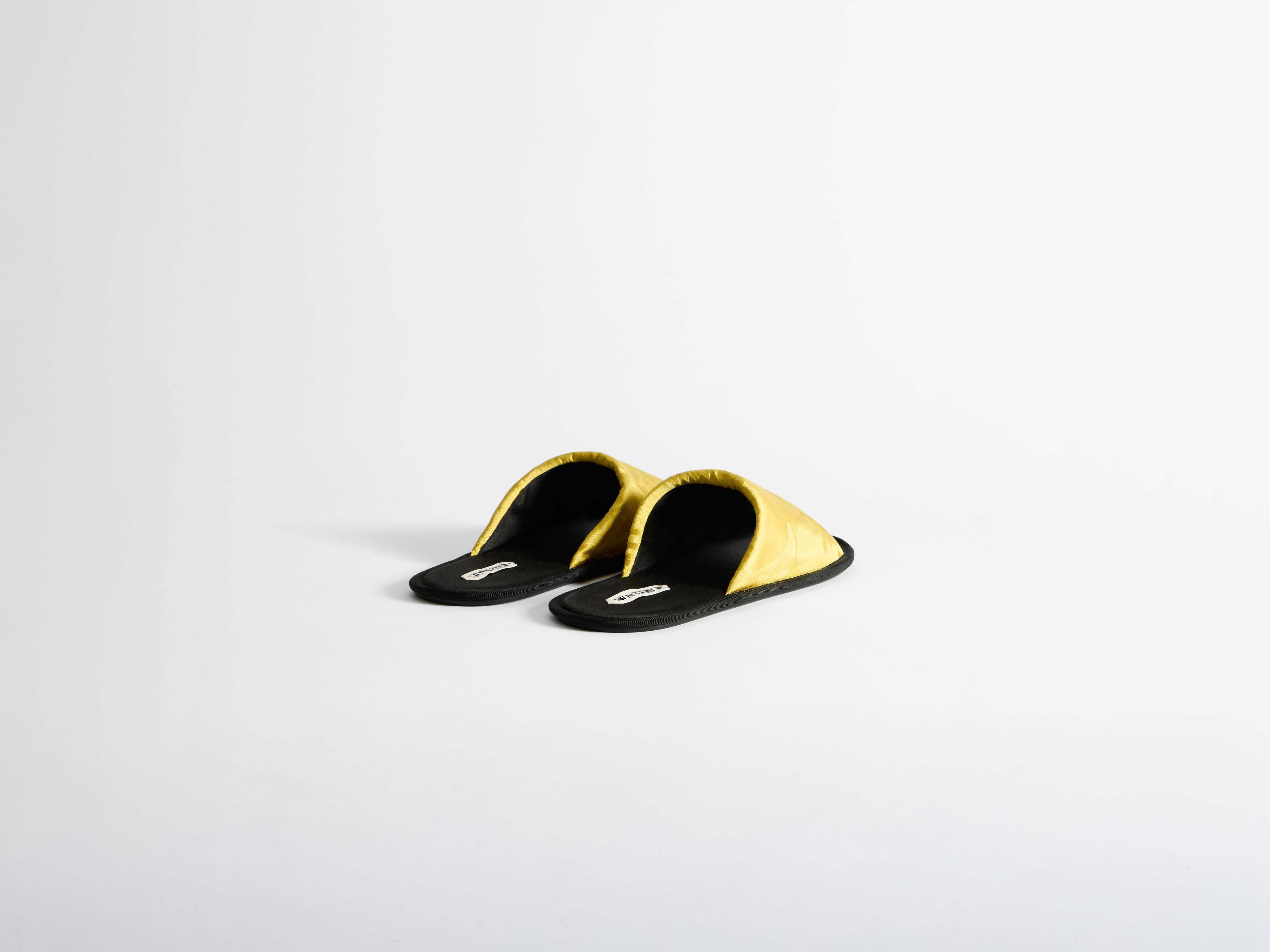 MENS CLOSE TOE SLIDES IN CITRINE - 6