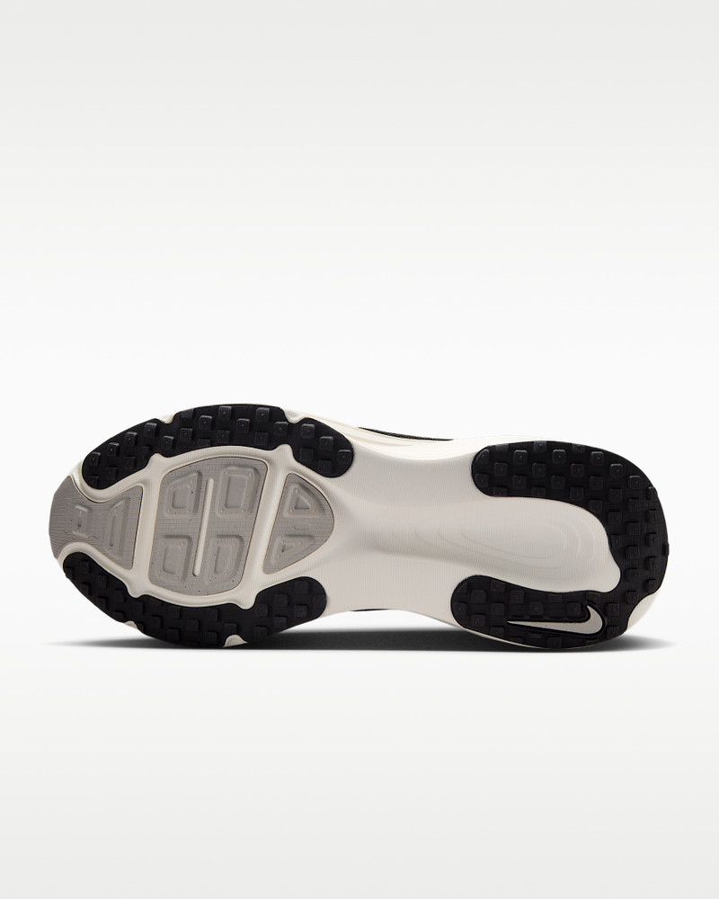 Nike Nike Vomero 18 Women's Road Running Shoes (Extra Wide) outlook