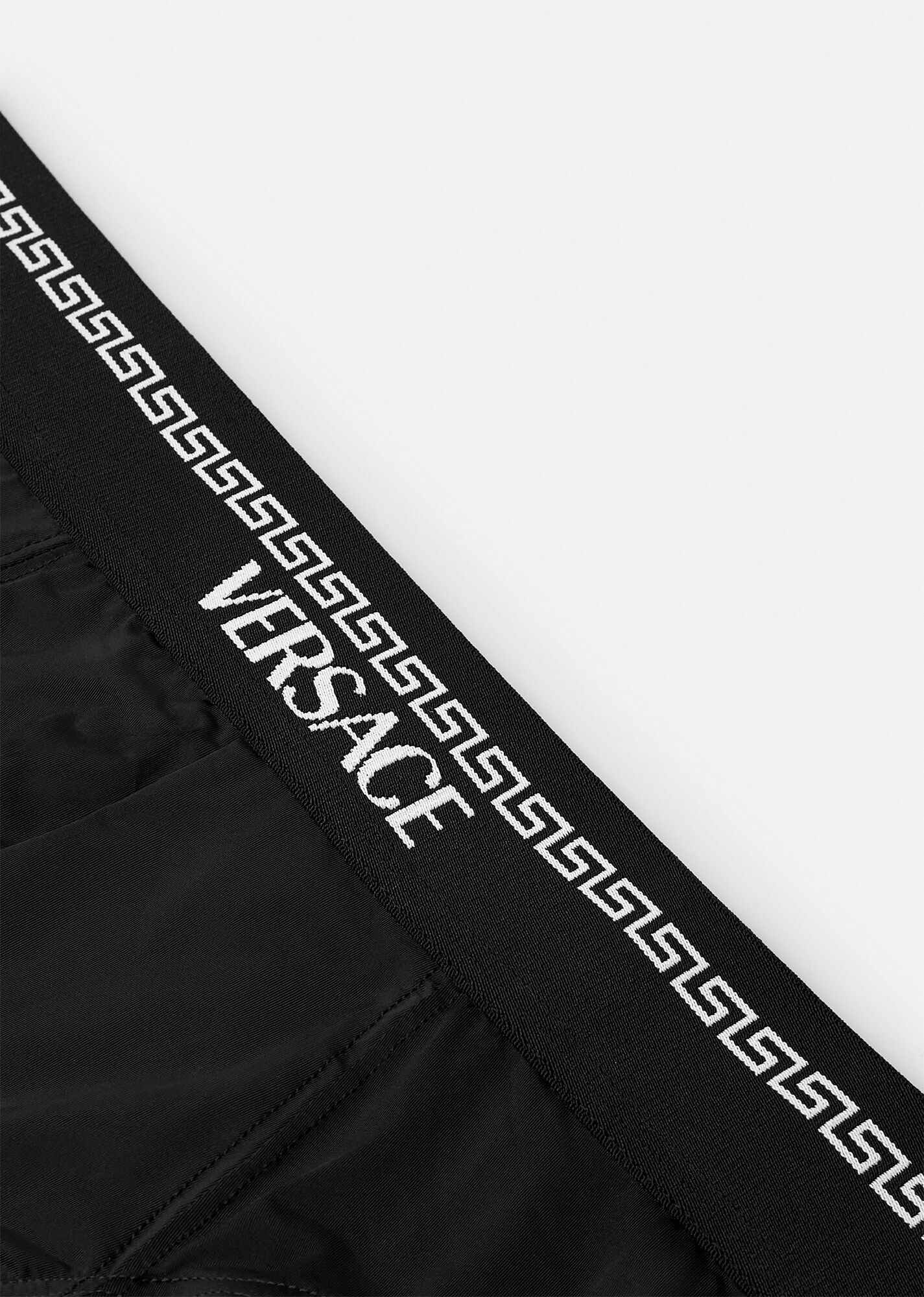Logo briefs - 2