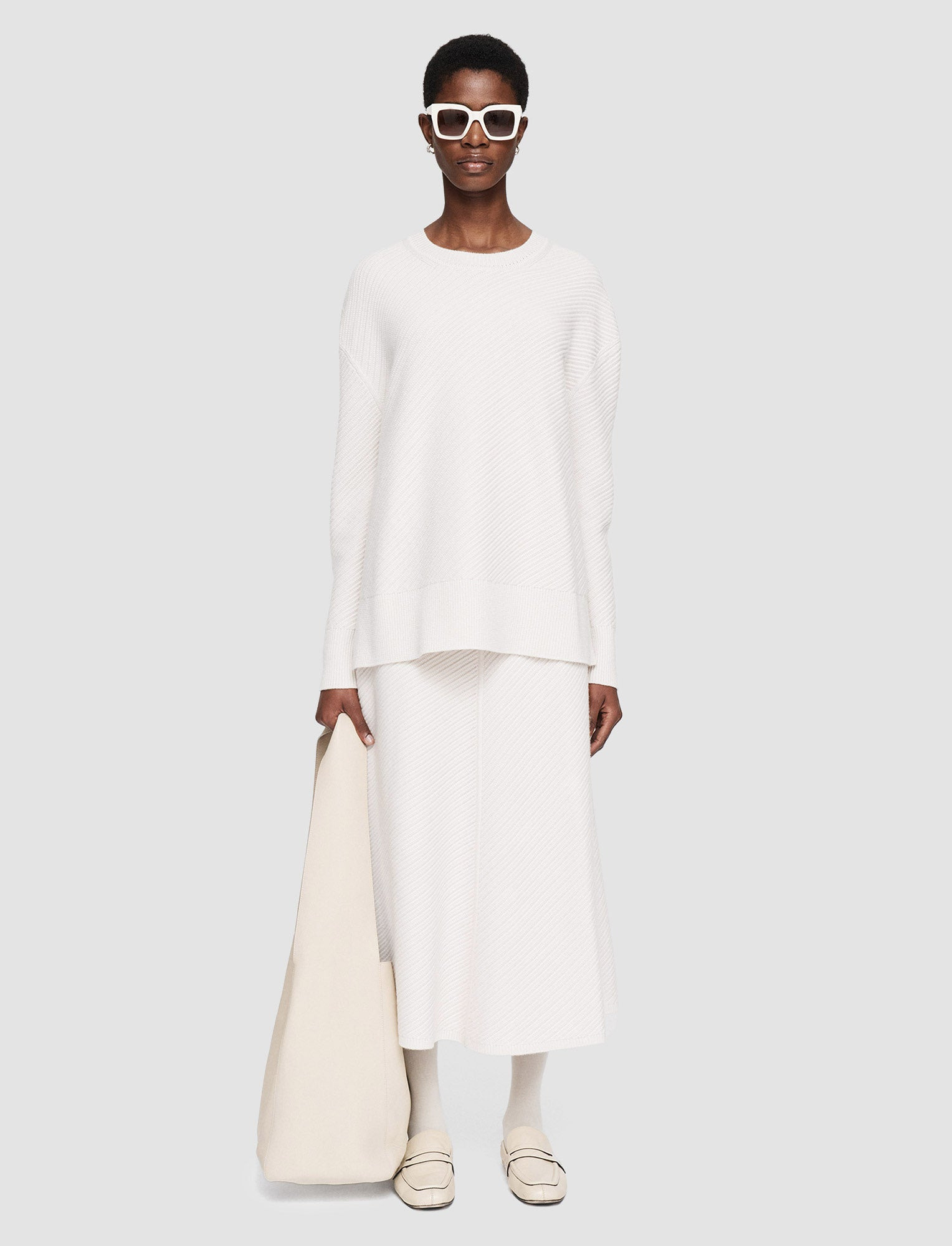 Diagonal Knit Round Neck Jumper - 2