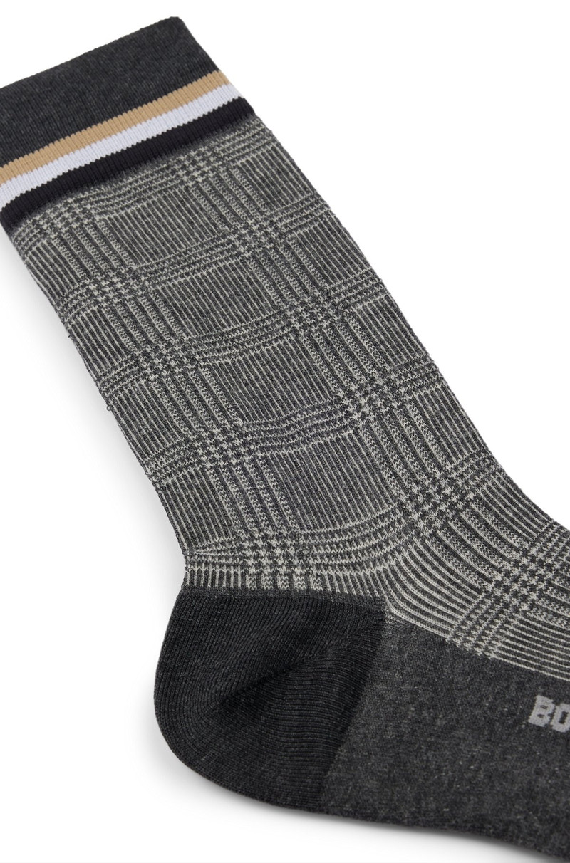 BOSS REGULAR-LENGTH CHECKED SOCKS IN MERCERIZED STRETCH COTTON outlook