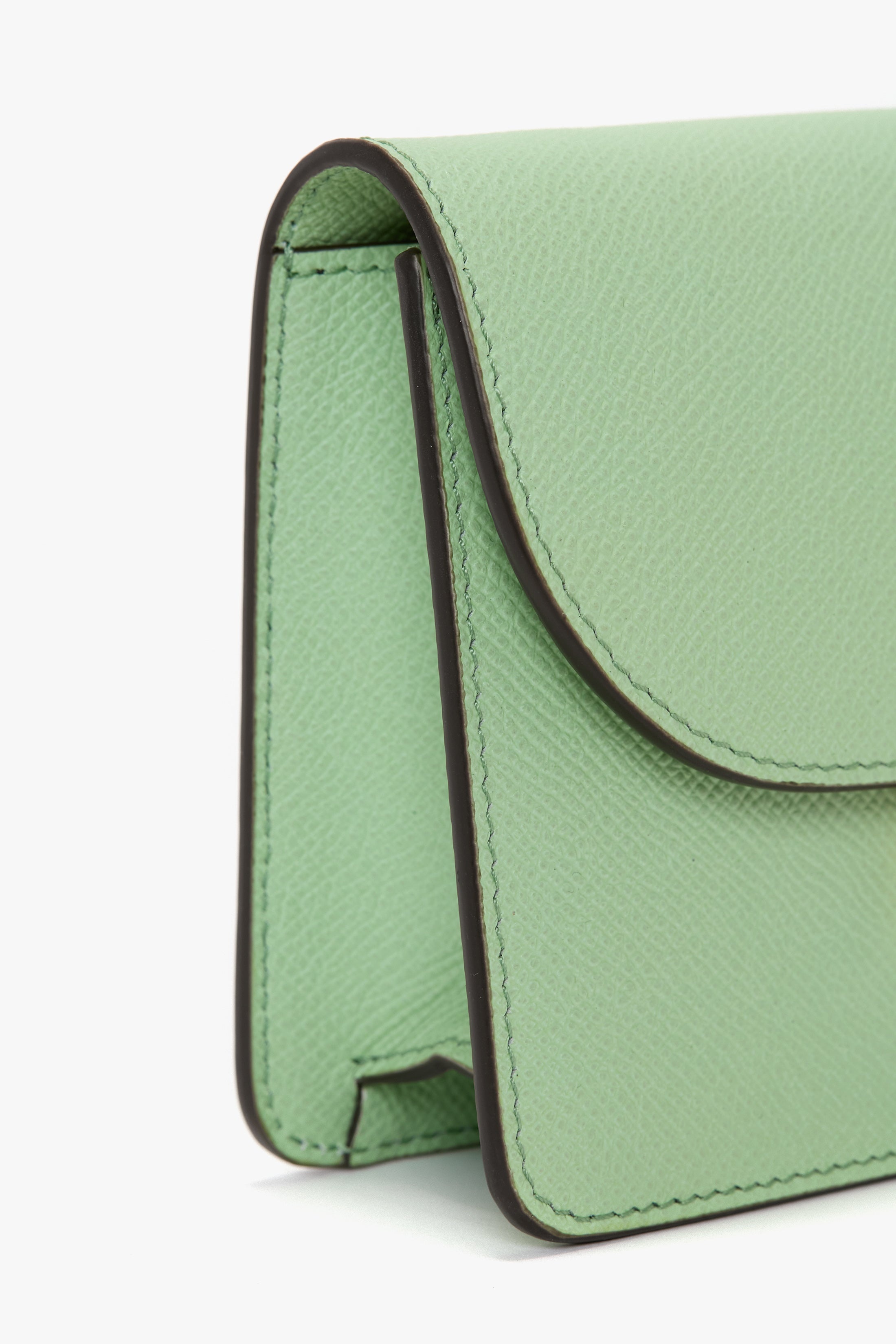 Nano Dorian Wristlet In Jade Grained Leather - 7